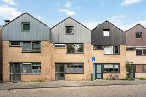 Tussenwoning te koop: Vestkant 115, Haagpoort Breda