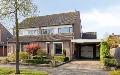 Twee-onder-één-kap te koop: Veulenweide 1, Bunderse Hoek Zuid Veghel