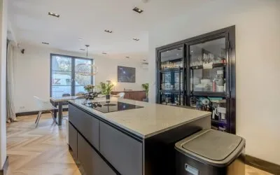Hoekwoning te koop: Veurseweg 169, Starrenburg Voorschoten