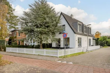 Hoekwoning te koop: Veurseweg 169, Starrenburg Voorschoten