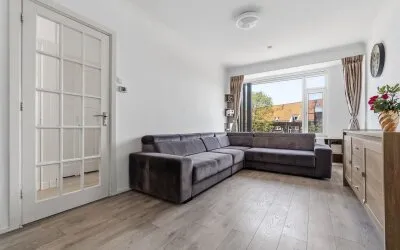 Appartement te koop: Viandenstraat 102, Kom Loosduinen 'S-Gravenhage