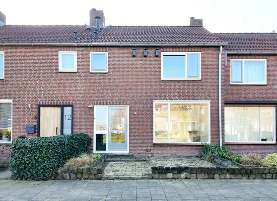 Tussenwoning te koop: Vianenstraat 10, Torenveld Zevenbergen