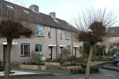 Tussenwoning te huur: Vicarielaan 34, Heerde Heerde