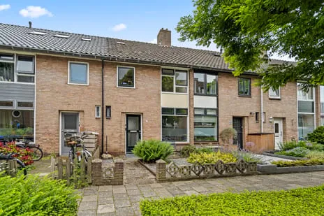 Terraced house for sale: Vicarielaan 9, Kasteelkwartier Ijsselstein