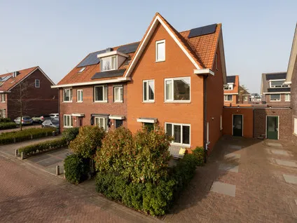 Tussenwoning te koop: Victor E. Van Vrieslandsingel 37, Gouden Uilbuurt Berkel En Rodenrijs