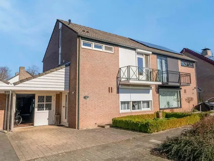 Tussenwoning te koop: Victor Hugostraat 17, Venlo