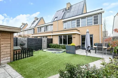 Twee-onder-één-kap te koop: Victoriameer 147, De Bron-Noord Amersfoort