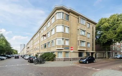 Appartement te koop: Vier Heemskinderenstraat 157, Moerwijk-Noord 'S-Gravenhage