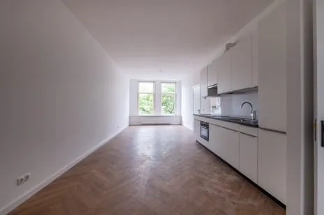 Apartment for rent: Vierambachtsstraat 28A02, Nieuwe Westen Rotterdam