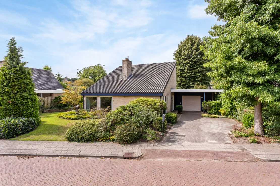 Vrijstaande woning te koop: Vierhuizenhekstraat 6, Hellendoorn