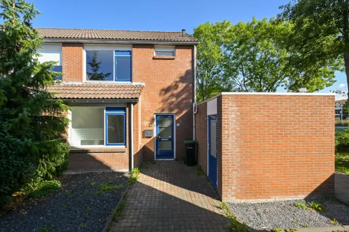 Hoekwoning te koop: Vierkantje 19, Koog Aan De Zaan