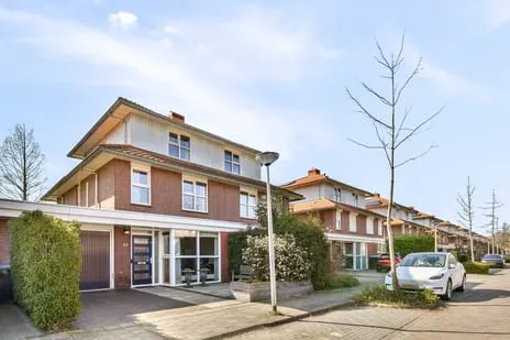 Tussenwoning te koop: Vierlinghweg 47, Oosteindsche Ackers Bergschenhoek