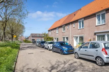 Tussenwoning te koop: Vigilantestraat 19, Overlanderstraat en omgeving Purmerend