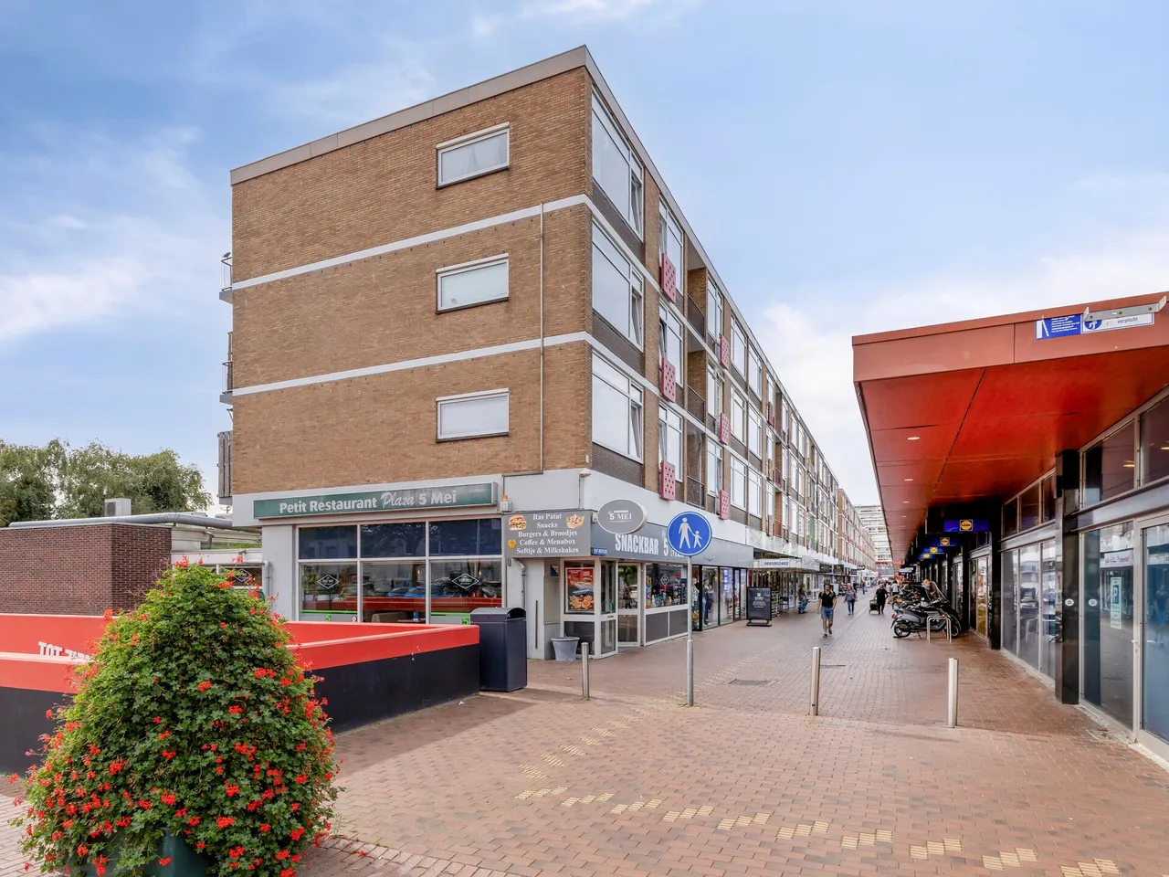 Appartement te koop: Vijf Meiplein 52, Leiden