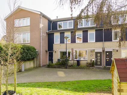 Tussenwoning te koop: Vijfvingerkruid 16, Kruidenbuurt Amersfoort