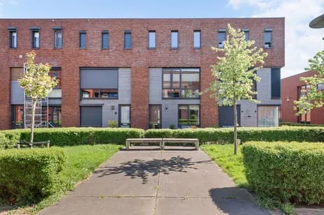 Tussenwoning te koop: Vijgenboomhof 4, Velseroord Ijmuiden