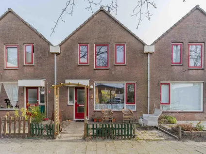 Tussenwoning te koop: Vijverbergstraat 9, Noordgouwe Noordgouwe