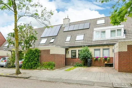 Tussenwoning te koop: Vijverbos 88, Hoofddorp Overbos Zuid Hoofddorp