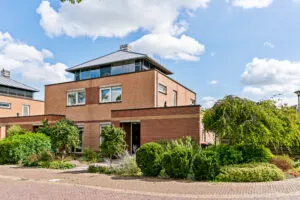 Twee-onder-één-kap te koop: Vijverlaan 5, Heiloo