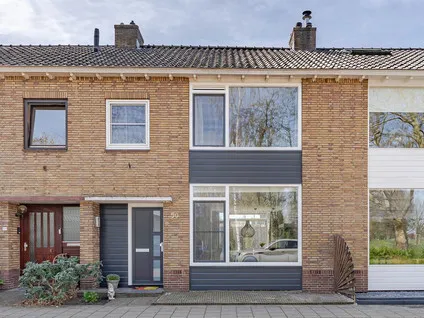 Tussenwoning te koop: Vijverlaan 50, Bomenwijk Waddinxveen