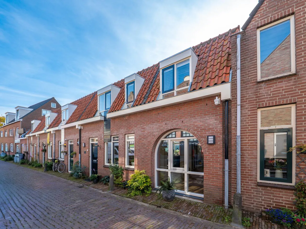 Tussenwoning te koop: Vijzelstraat 12, Hoorn