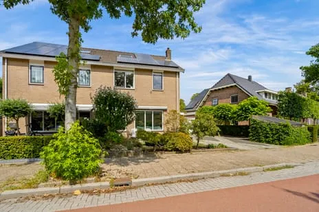 Corner house for sale: Vikingenpoort 7, Poorten Houten