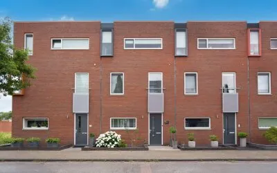 Tussenwoning te koop: Villa Dotterbloem 26, Landgoed Driessen Waalwijk