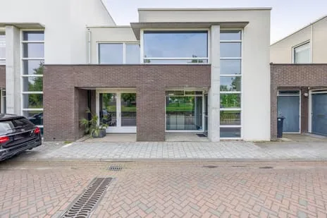 Tussenwoning te koop: Villa Spaanse Ruiter 32, Landgoed Driessen Waalwijk