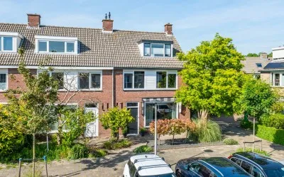 Hoekwoning te koop: Vincent van Goghstraat 20, Schildersbuurt Lisse