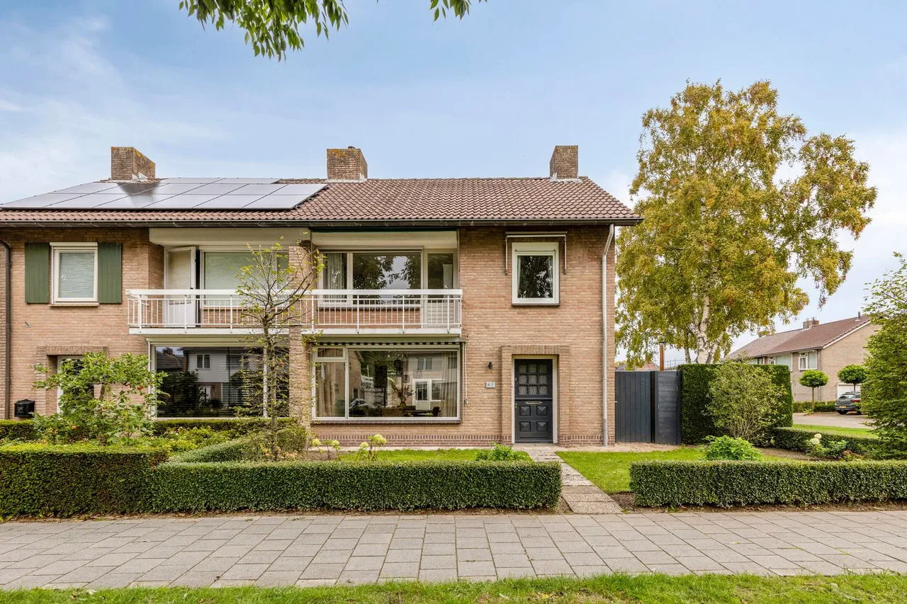 Twee-onder-één-kap te koop: Vincent van Goghstraat 6, Helvoirt