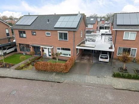Tussenwoning te koop: Vincent van Goghlaan 7, Musselkanaal Zuid Musselkanaal