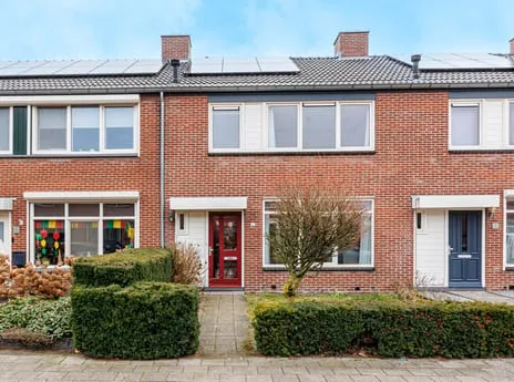 Tussenwoning te koop: Vincent van Goghstraat 15, Nieuw-Bergen Kern Bergen (Li)