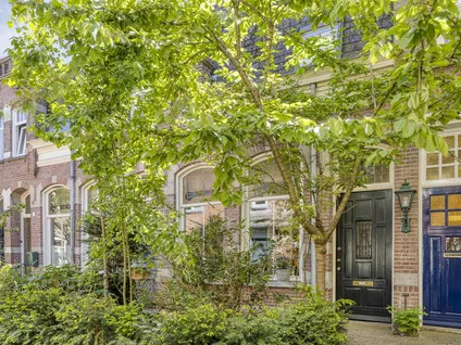 Tussenwoning te koop: Vincentiuspad 10, Binnenstad West Tilburg