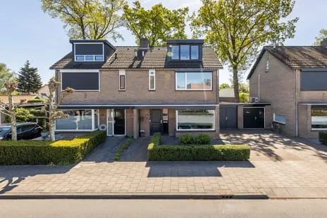 Tussenwoning te koop: Vinckenberghweg 3, ’t Harde Centrum 'T Harde