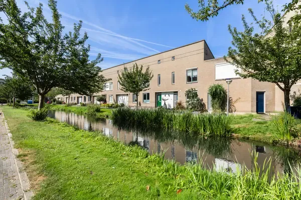 Tussenwoning te koop: Vingerhoedskruid 5, Langeland Krimpen Aan Den Ijssel