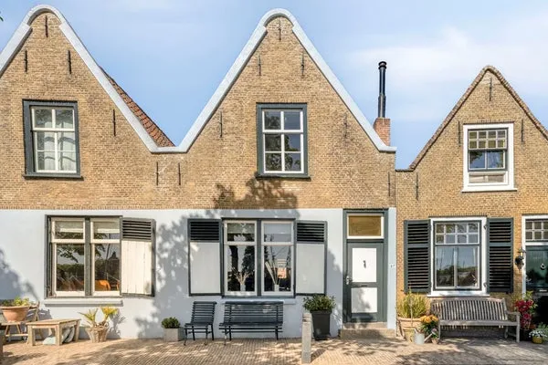 Tussenwoning te koop: Vingerling 27, Middelharnis westplaat Middelharnis