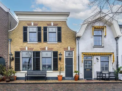 Tussenwoning te koop: Vingerling 41, Middelharnis westplaat Middelharnis