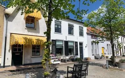 Tussenwoning te koop: Vingerling 45, Middelharnis westplaat Middelharnis