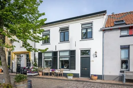 Tussenwoning te koop: Vingerling 45, Middelharnis westplaat Middelharnis