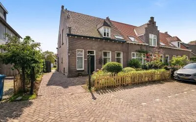 Hoekwoning te koop: Vinkelaan 6, Verspreide huizen Raaphorst en in poldergebied Wassenaar