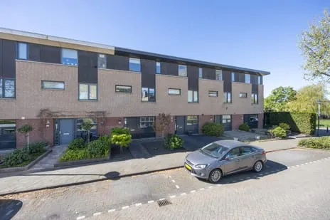 Tussenwoning te koop: Vinkenbroek 69, De Keen Etten-Leur