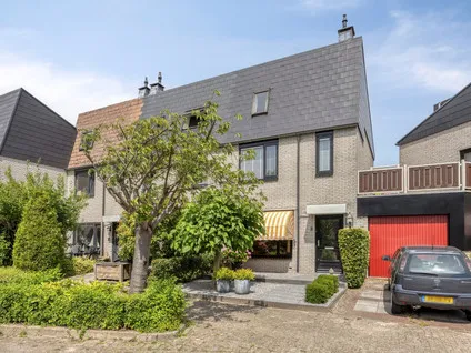 Tussenwoning te koop: Vinkendaal 2, Zuidplas Dalen Nieuwerkerk A/D Ijssel