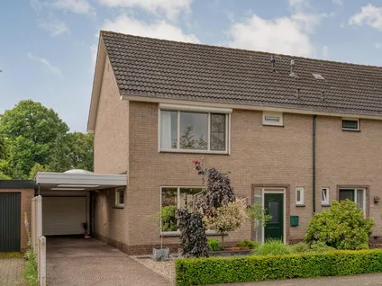 Twee-onder-één-kap te koop: Violenstraat 112, Kern Ommen - Strangen Ommen