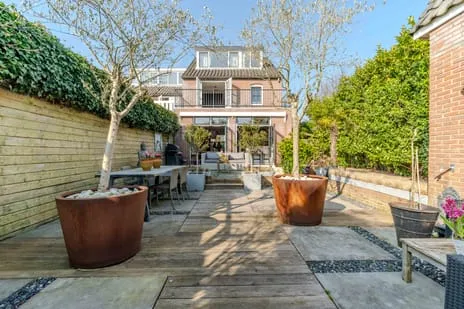Hoekwoning te koop: Violierenweg 40, Groot Deijleroord en Ter Weer Wassenaar