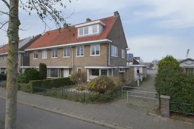 Hoekwoning te koop: Violierstraat 15, Bornsestraat Midden-Riet Noord Almelo