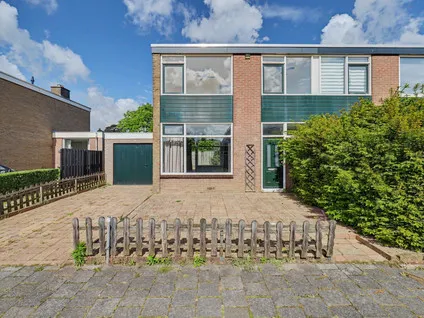 Hoekwoning te koop: Violierstraat 25, Beuningen-Centrum Oost Beuningen Gld