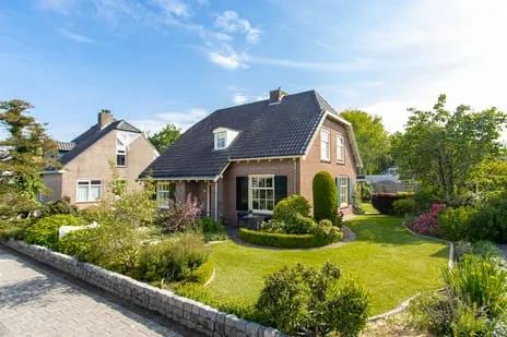 Vrijstaande woning te koop: Violierstraat 5, Wijk Wijk En Aalburg