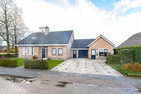 Appartement te koop: Violierstraat 6, Wijk Wijk En Aalburg