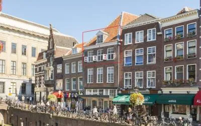 Appartement te huur: Vismarkt 4B, Utrecht