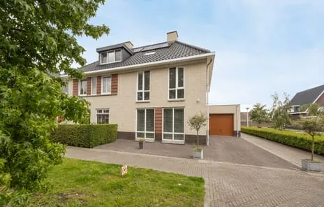 Semi-detached for sale: Vissenberg 12A, Sprundel Sprundel